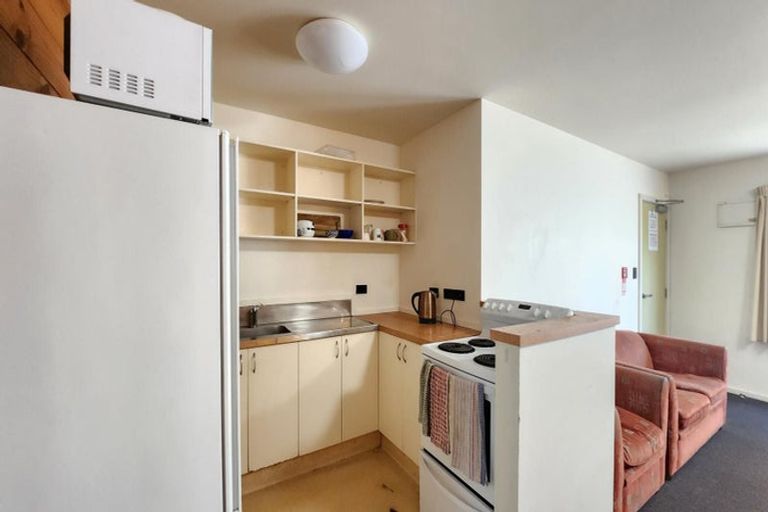 Photo of property in Drummond Street Flats, 1/19 Drummond Street, Mount Cook, Wellington, 6021