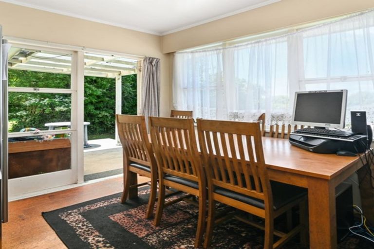 Photo of property in 27 Island View Road, Western Heights, Rotorua, 3015