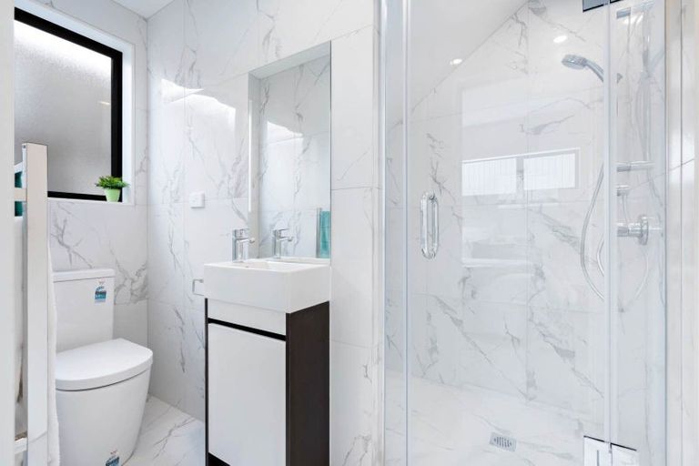 Photo of property in 16b Goodfellow Lane, Flat Bush, Auckland, 2019