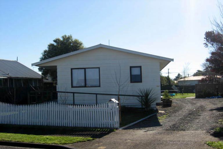Photo of property in 9 Moore Crescent, Carterton, 5713