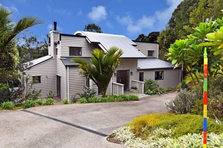 Photo of property in 6 Hobson Heights Road, Lucas Heights, Auckland, 0632