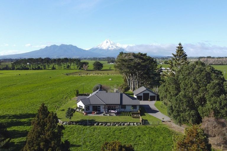 Photo of property in 177 Puniho Road, Warea, New Plymouth, 4381