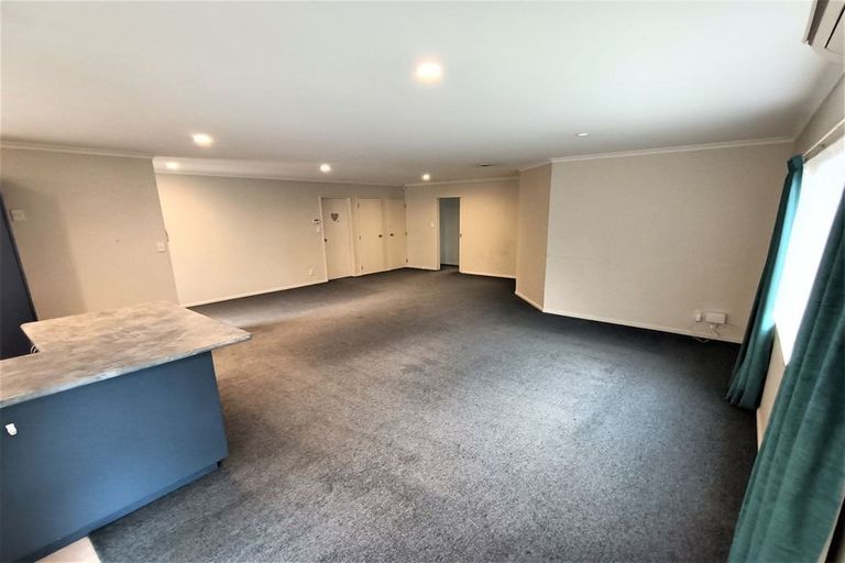 Photo of property in 5 Astrid Court, Awapuni, Palmerston North, 4412
