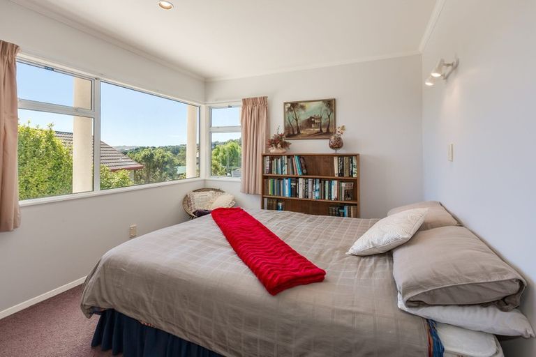 Photo of property in 6 Iona Place, Papakowhai, Porirua, 5024