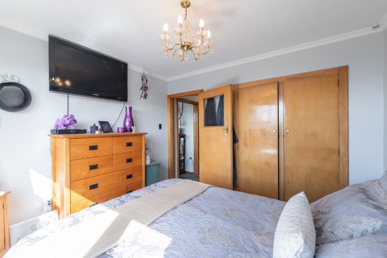 Photo of property in 15 Mcquarrie Street, Kingswell, Invercargill, 9812