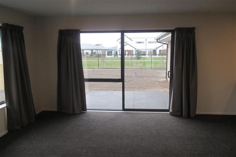 Photo of property in 8 Derek Anderson Place, Halswell, Christchurch, 8025