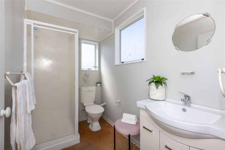 Photo of property in 11a Warrimoo Street, Paraparaumu, 5032