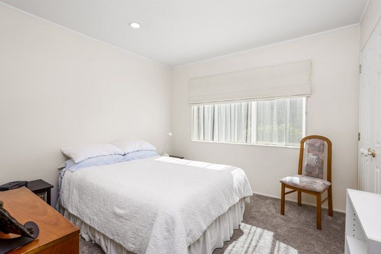 Photo of property in 69a Lakeside Drive, Orewa, 0931