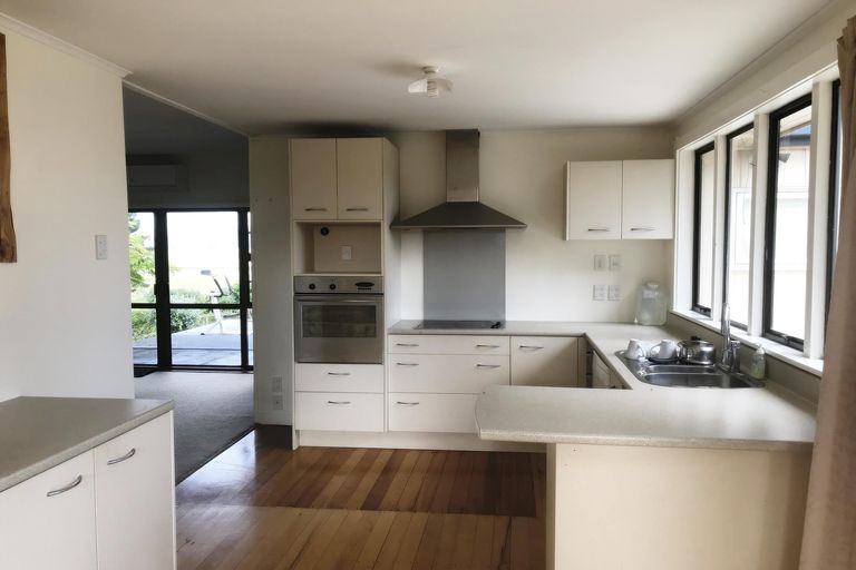 Photo of property in 3001a State Highway 2, Waitakaruru, Ngatea, 2471
