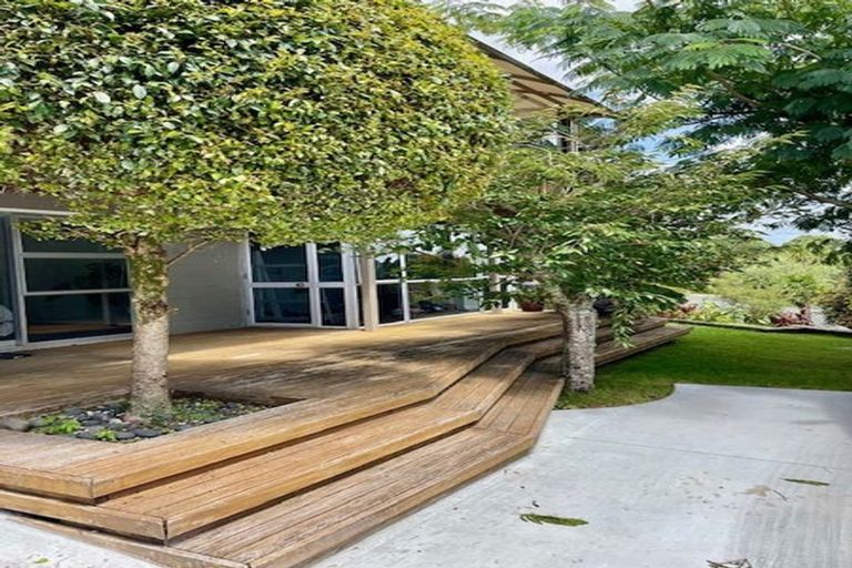 Photo of property in 4 Gails Drive, Okura, Albany, 0792