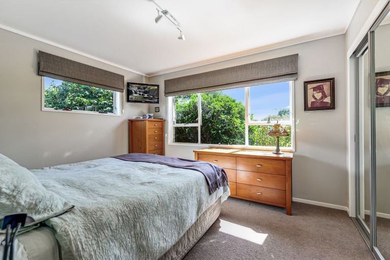 Photo of property in 23 Holloway Place, Forest Lake, Hamilton, 3200