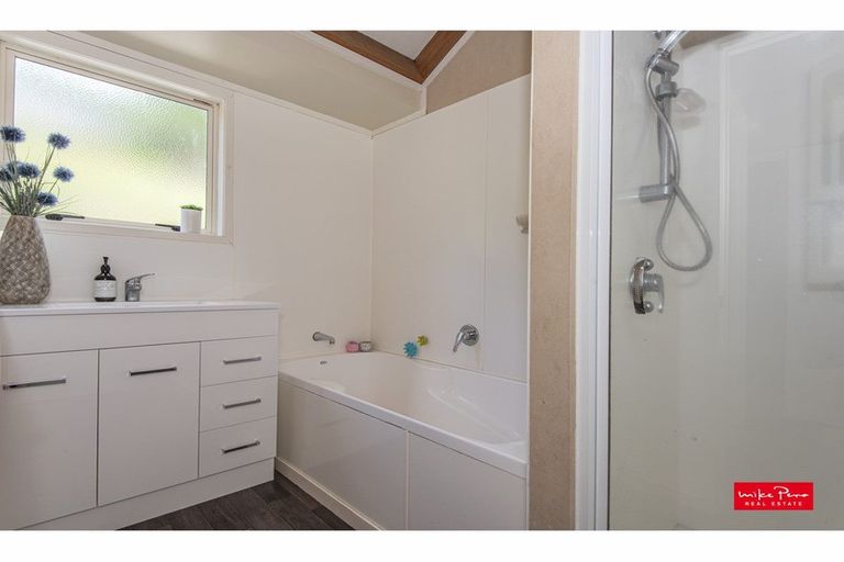 Photo of property in 40 Ngahere Drive, Horahora, Whangarei, 0110