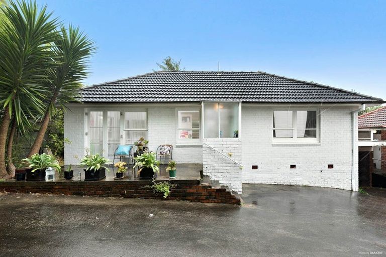 Photo of property in 2/8a Bracken Avenue, Takapuna, Auckland, 0622