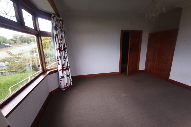 Photo of property in 64 Middleton Road, Kew, Dunedin, 9012