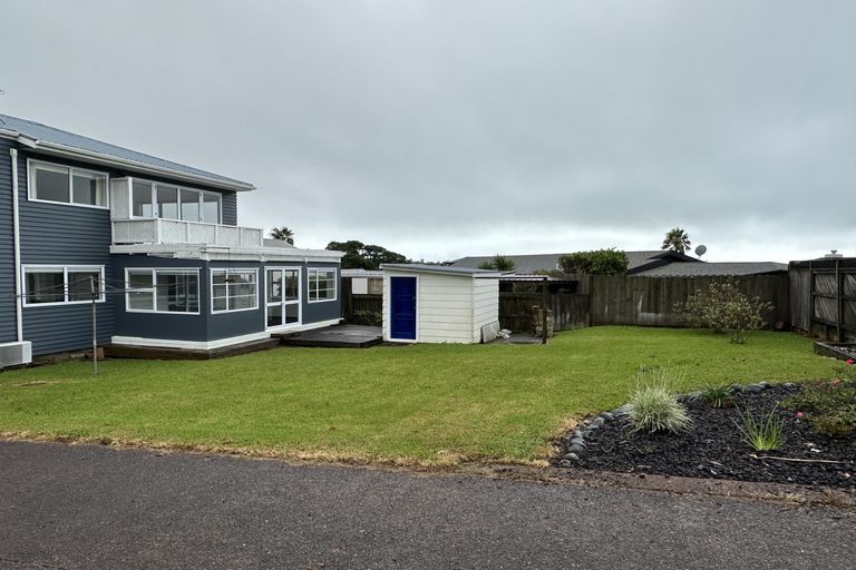 Photo of property in 141 Pah Road, Cockle Bay, Auckland, 2014