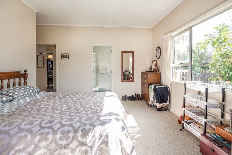 Photo of property in 10 Tollemache Road West, Longlands, Hastings, 4120