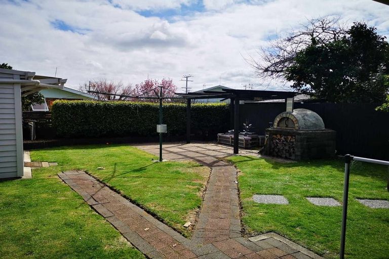 Photo of property in 41 Mears Road, St Andrews, Hamilton, 3200