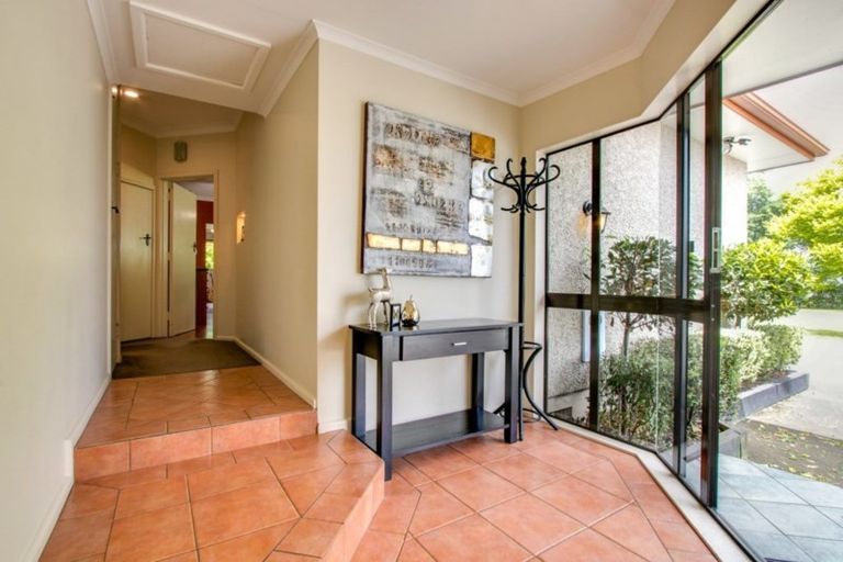 Photo of property in 18 Tomoana Road, Mahora, Hastings, 4120