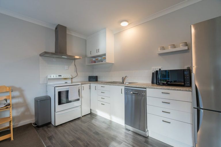 Photo of property in 25 Henry Street, Te Anau, 9600