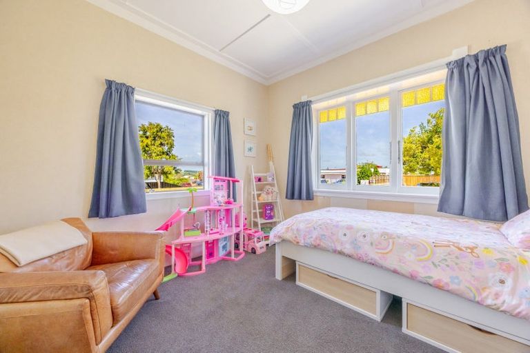 Photo of property in 14 Holyrood Terrace, Waipukurau, 4200