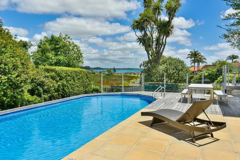 Photo of property in 2 Keywella Drive, Conifer Grove, Takanini, 2112