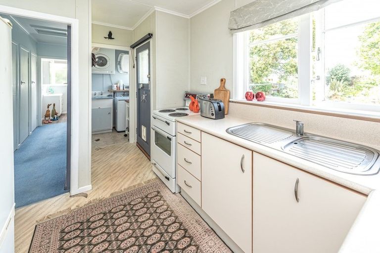 Photo of property in 9 Lee Street, Castlecliff, Whanganui, 4501