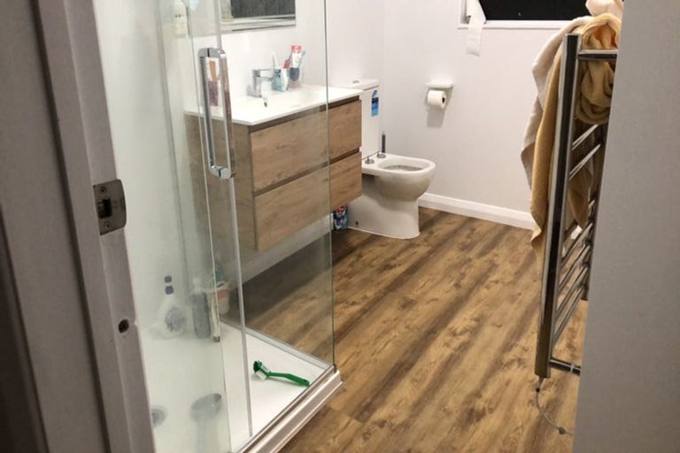 Photo of property in 11 Baldwin Street, Moera, Lower Hutt, 5010