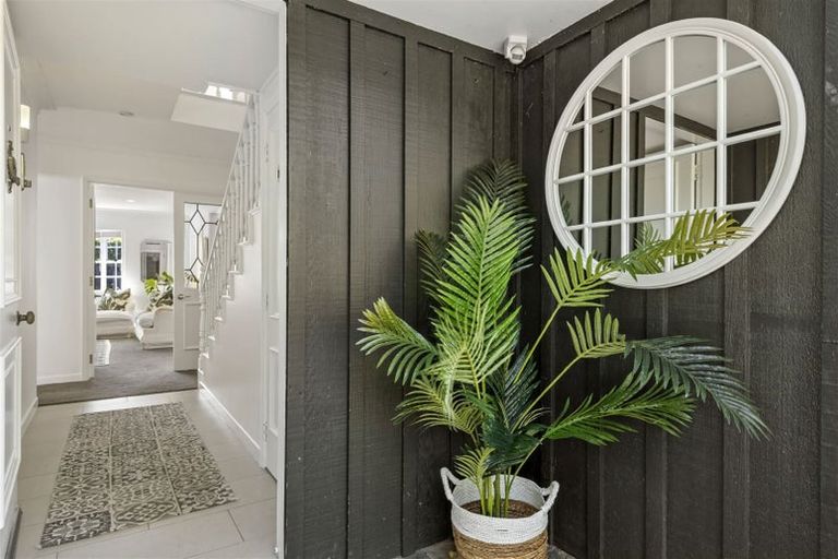 Photo of property in 7 Crown Lane, Remuera, Auckland, 1050