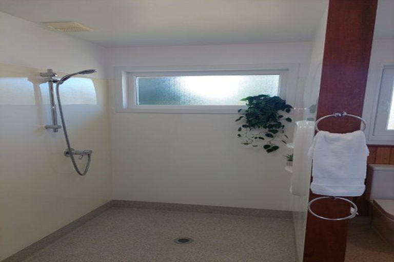 Photo of property in 16 Macdonalds Lane, Waikuku, Rangiora, 7473