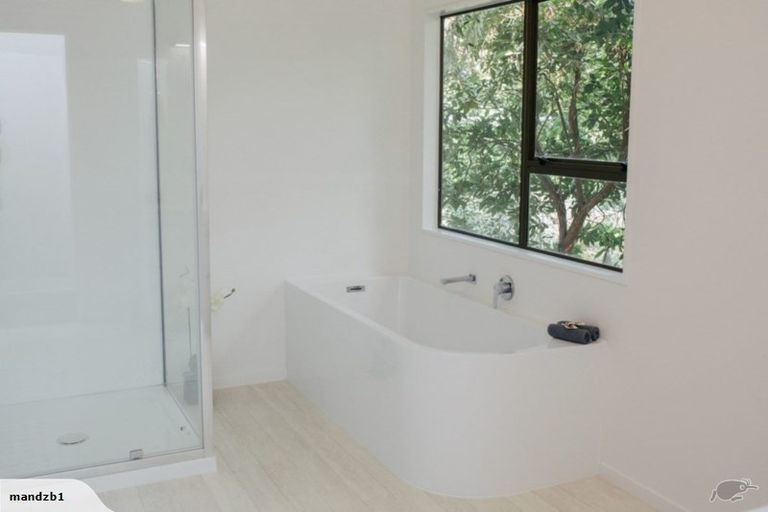 Photo of property in 172a Saint Andrews Road, Plimmerton, Porirua, 5026