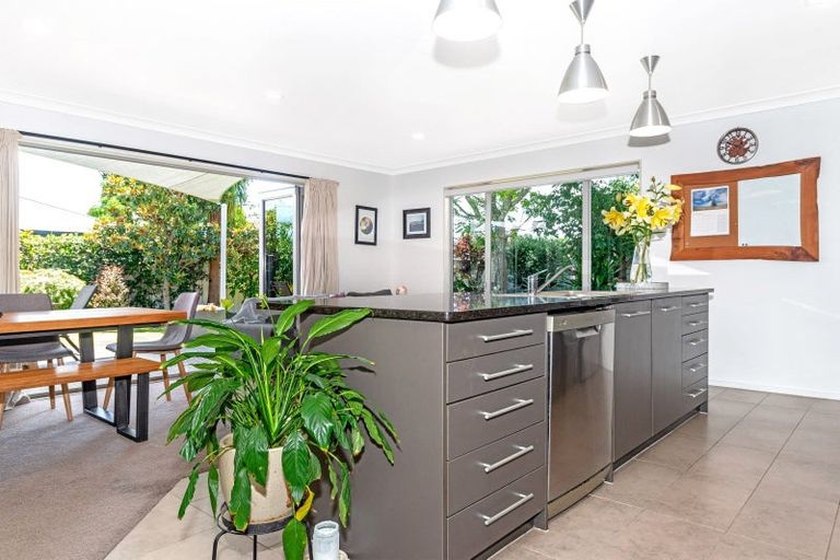 Photo of property in 23 Margaret Place, Lytton West, Gisborne, 4010