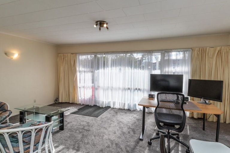 Photo of property in 4/14 Fuller Grove, Woburn, Lower Hutt, 5010