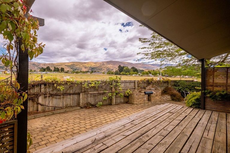 Photo of property in 14 Gavan Street, Cromwell, 9310