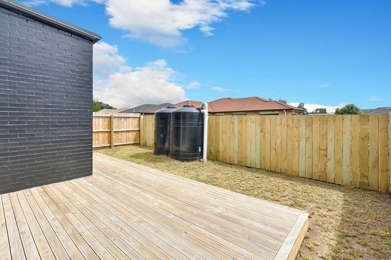 Photo of property in 10 Tapuwae Way, Mangere Bridge, Auckland, 2022