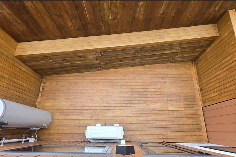 Photo of property in 8/18 Dellwood Avenue, Henderson, Auckland, 0612