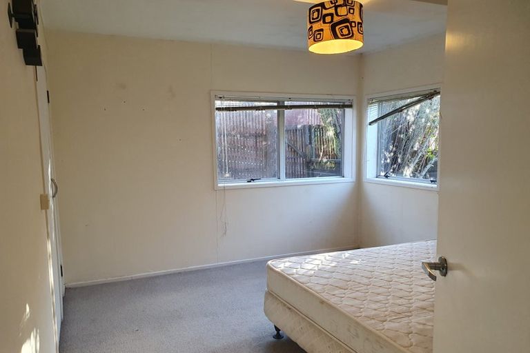 Photo of property in 6 Lemnos Place, Titirangi, Auckland, 0604