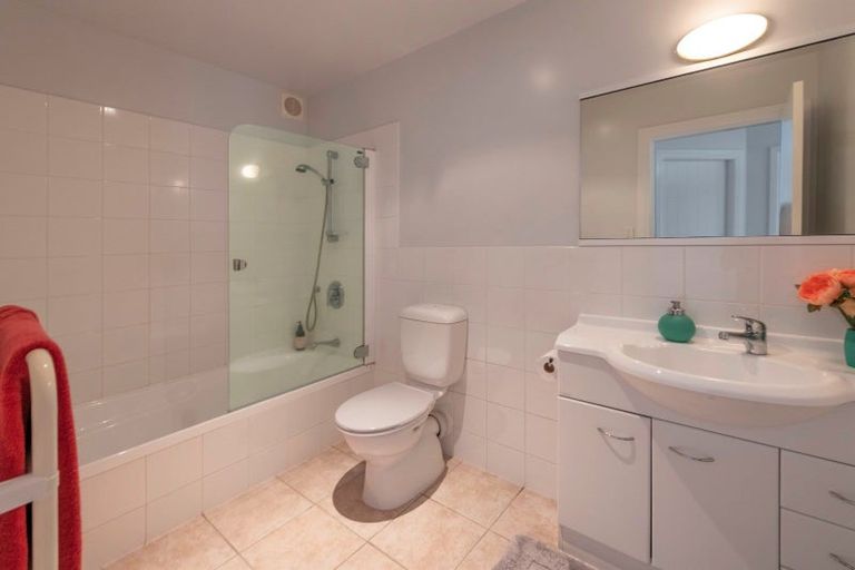 Photo of property in 153g Grant Road, Thorndon, Wellington, 6011