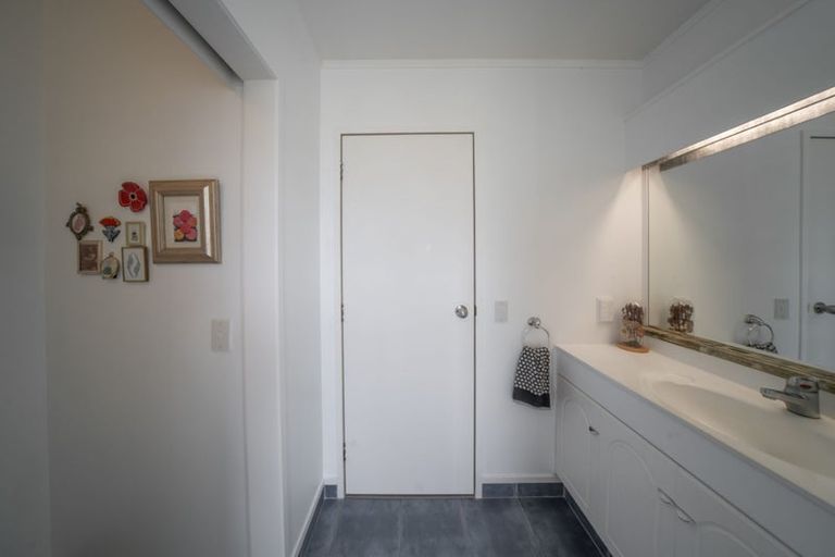 Photo of property in 14 Halyard Close, Flagstaff, Hamilton, 3210