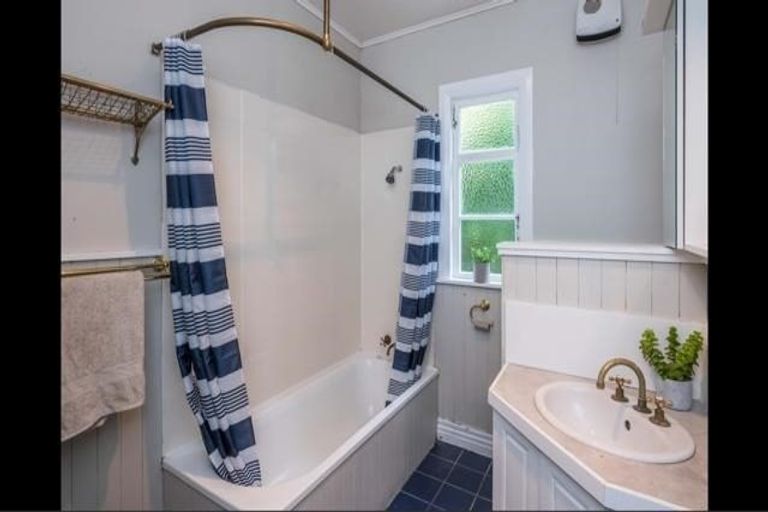 Photo of property in 78 Oban Street, Wadestown, Wellington, 6012