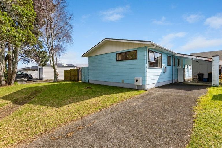 Photo of property in 209 Parklands Avenue, Bell Block, New Plymouth, 4312