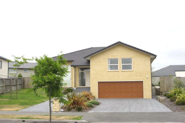 Photo of property in 35 Mahuri Street, Parklands, Christchurch, 8083