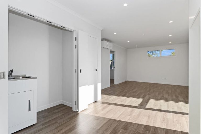 Photo of property in 11 Wilson Street, Hamilton East, Hamilton, 3216