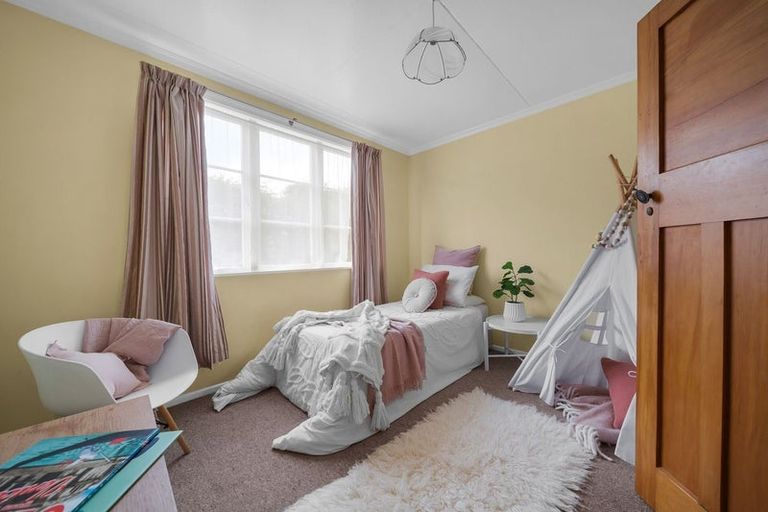 Photo of property in 118 Lincoln Road, Masterton, 5810