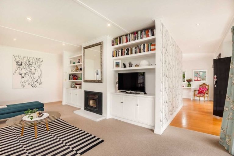 Photo of property in 69 Ngataringa Road, Devonport, Auckland, 0624