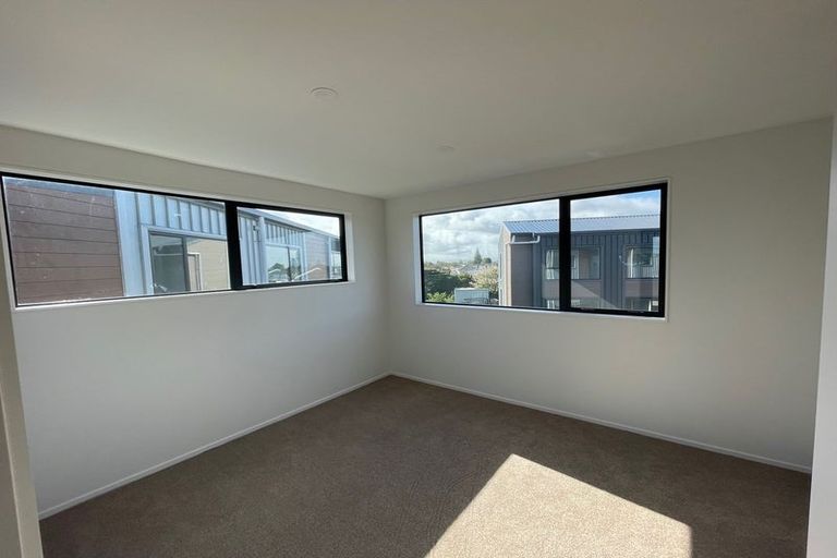 Photo of property in 27 Marumaru Lane, Manurewa, Auckland, 2102