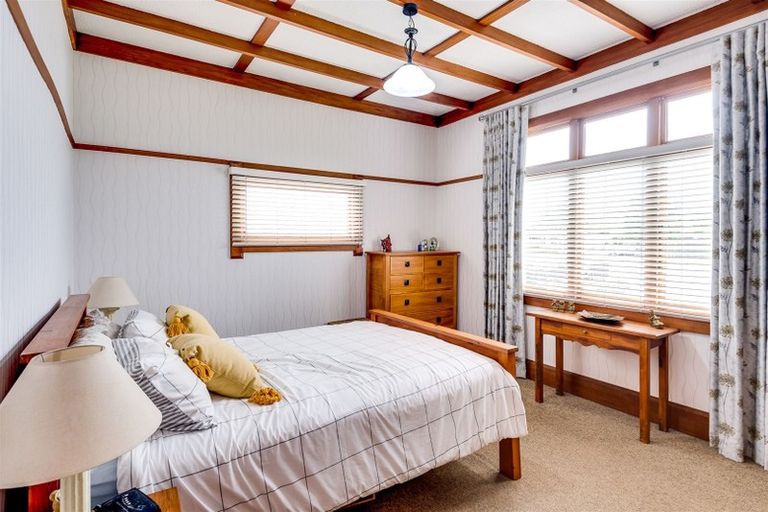 Photo of property in 130 Gloucester Street, Taradale, Napier, 4112