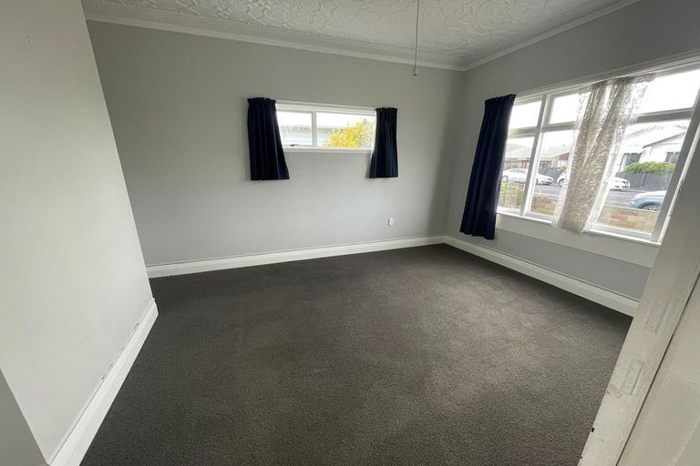 Photo of property in 122 Bay View Road, South Dunedin, Dunedin, 9012