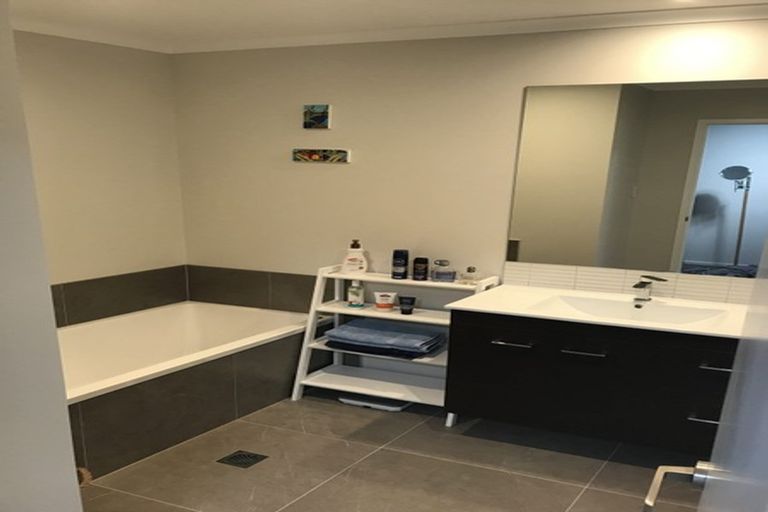 Photo of property in 14 Pukewhero Rise, Westgate, Auckland, 0614