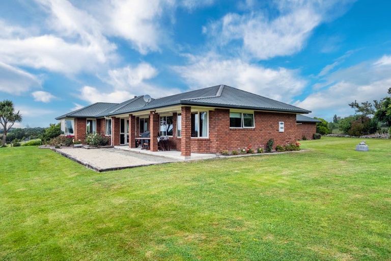 Photo of property in 587 Pleasant Point Highway, Levels, Timaru, 7975