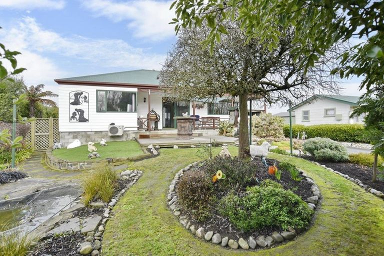 Photo of property in 6 Geisha Road, Waikuku, Rangiora, 7473